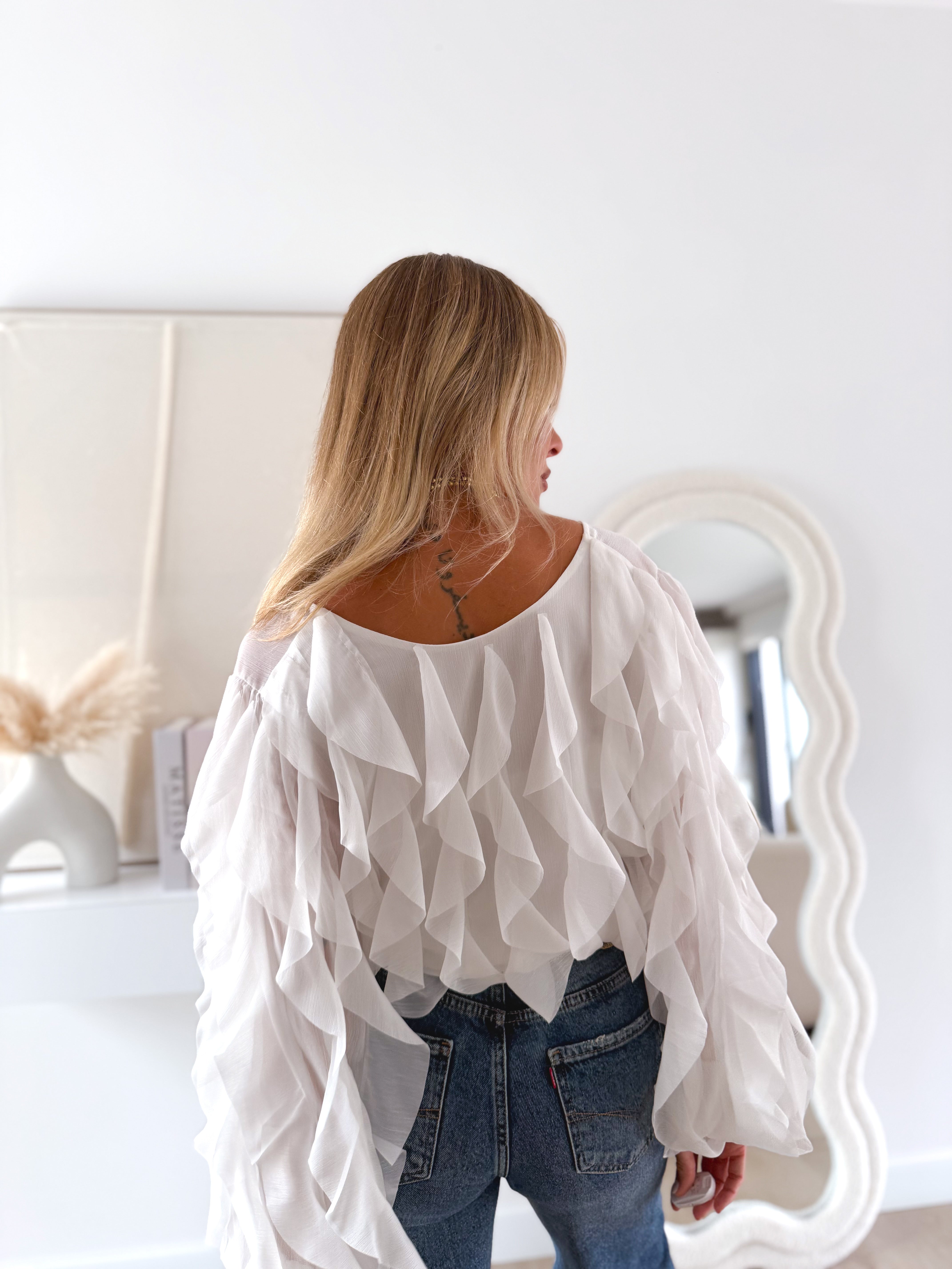 Blusa volantes blanca