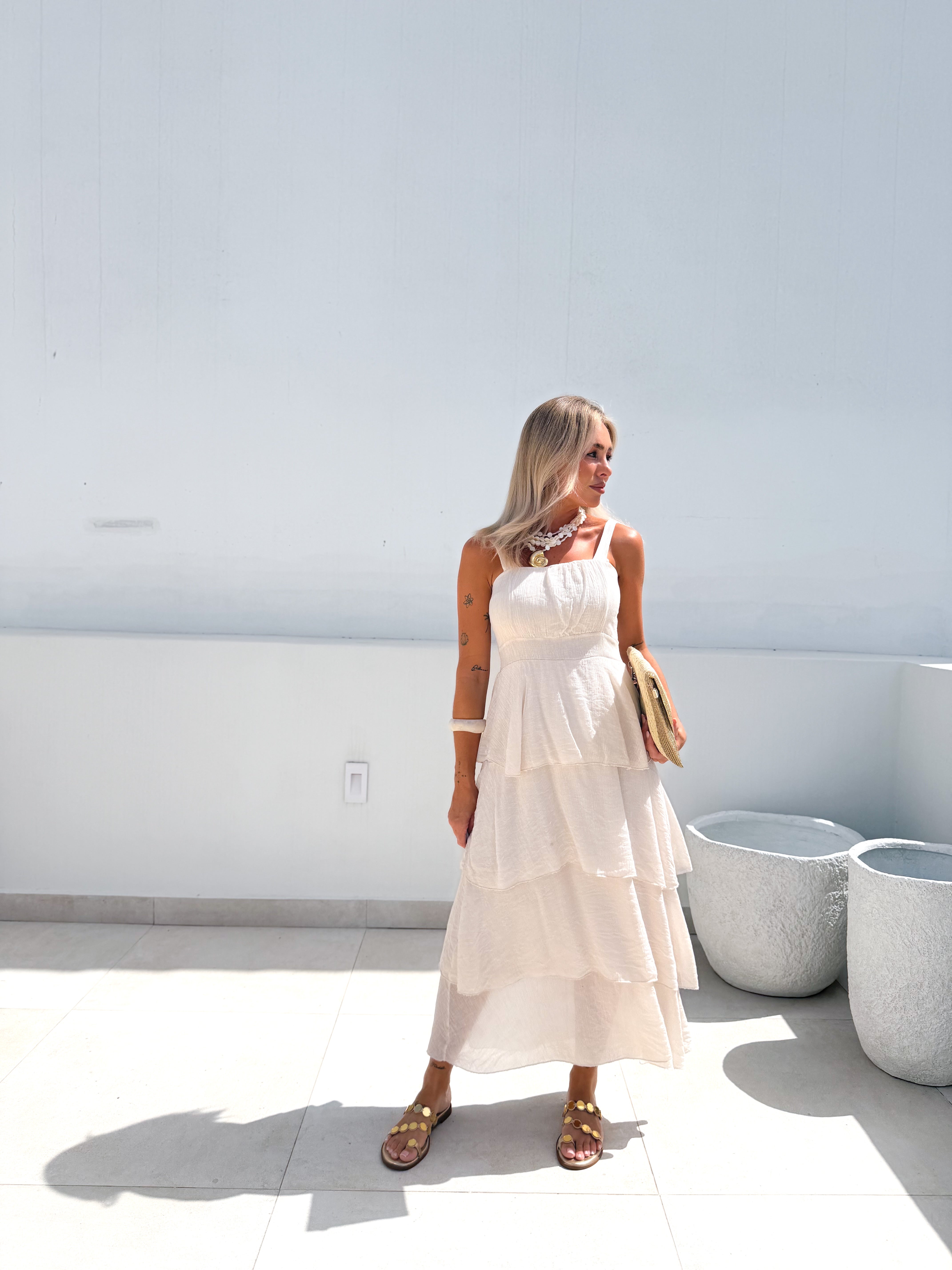 Vestido largo volantes Beige