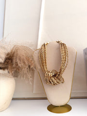 Collar nudo
