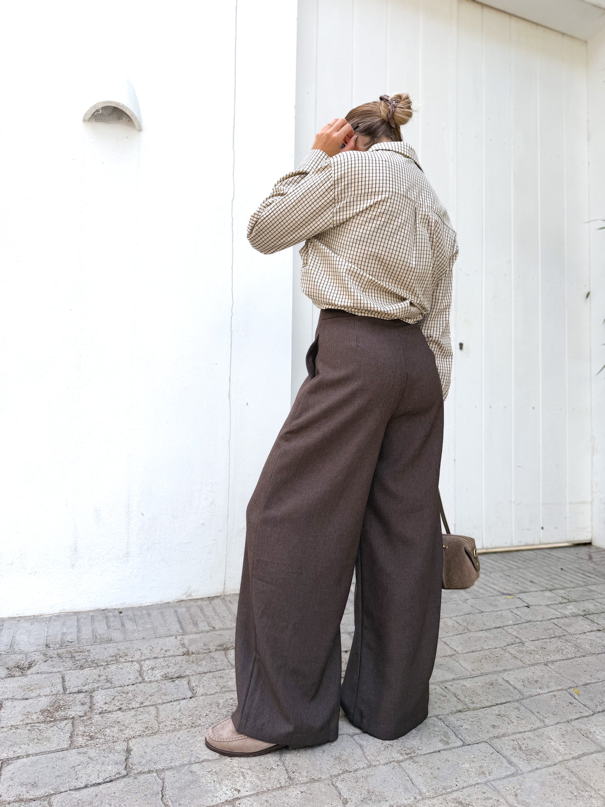 Pantalón pinzas jaspeado marrón