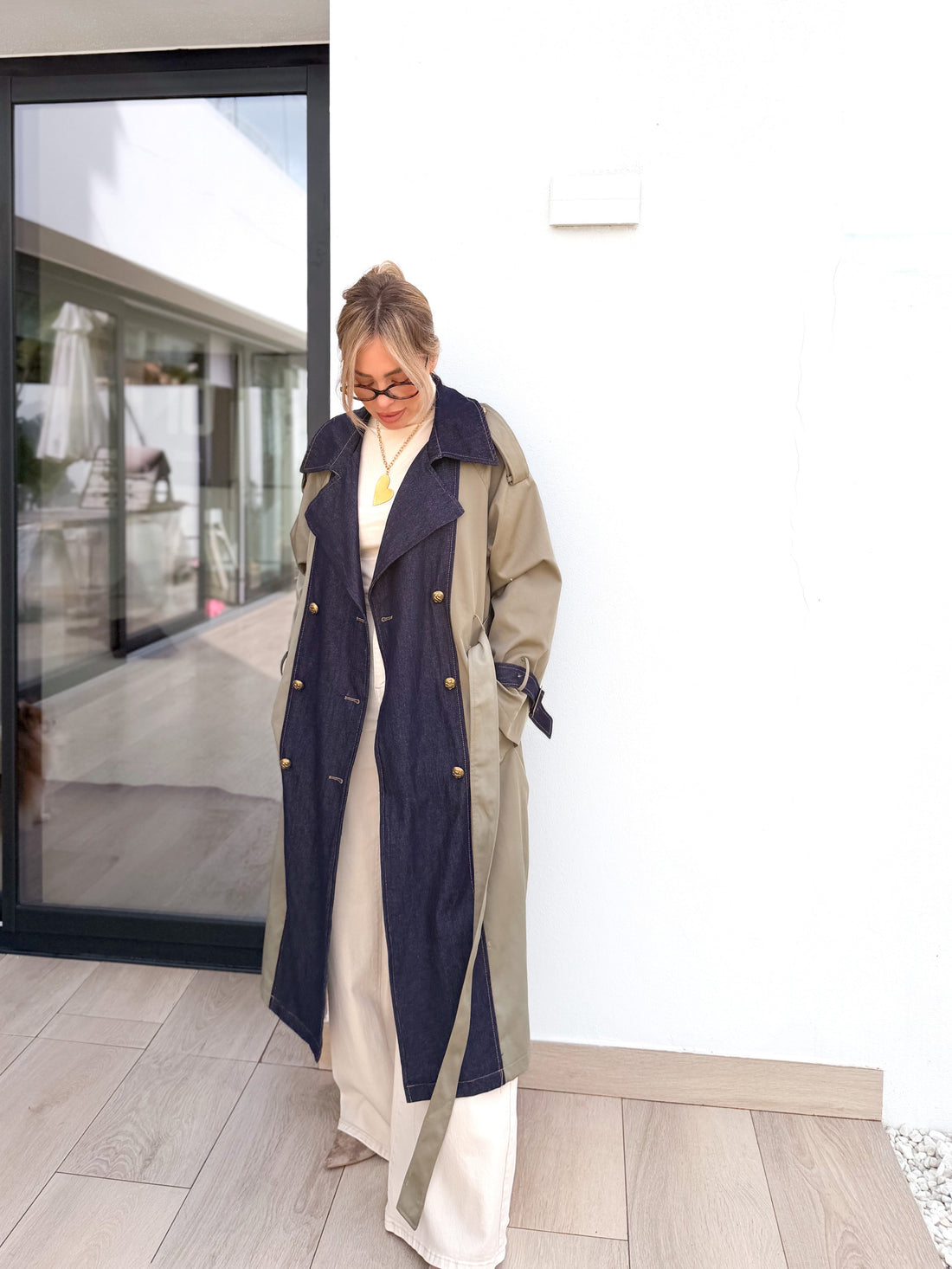 Gabardina combinada denim/kaki