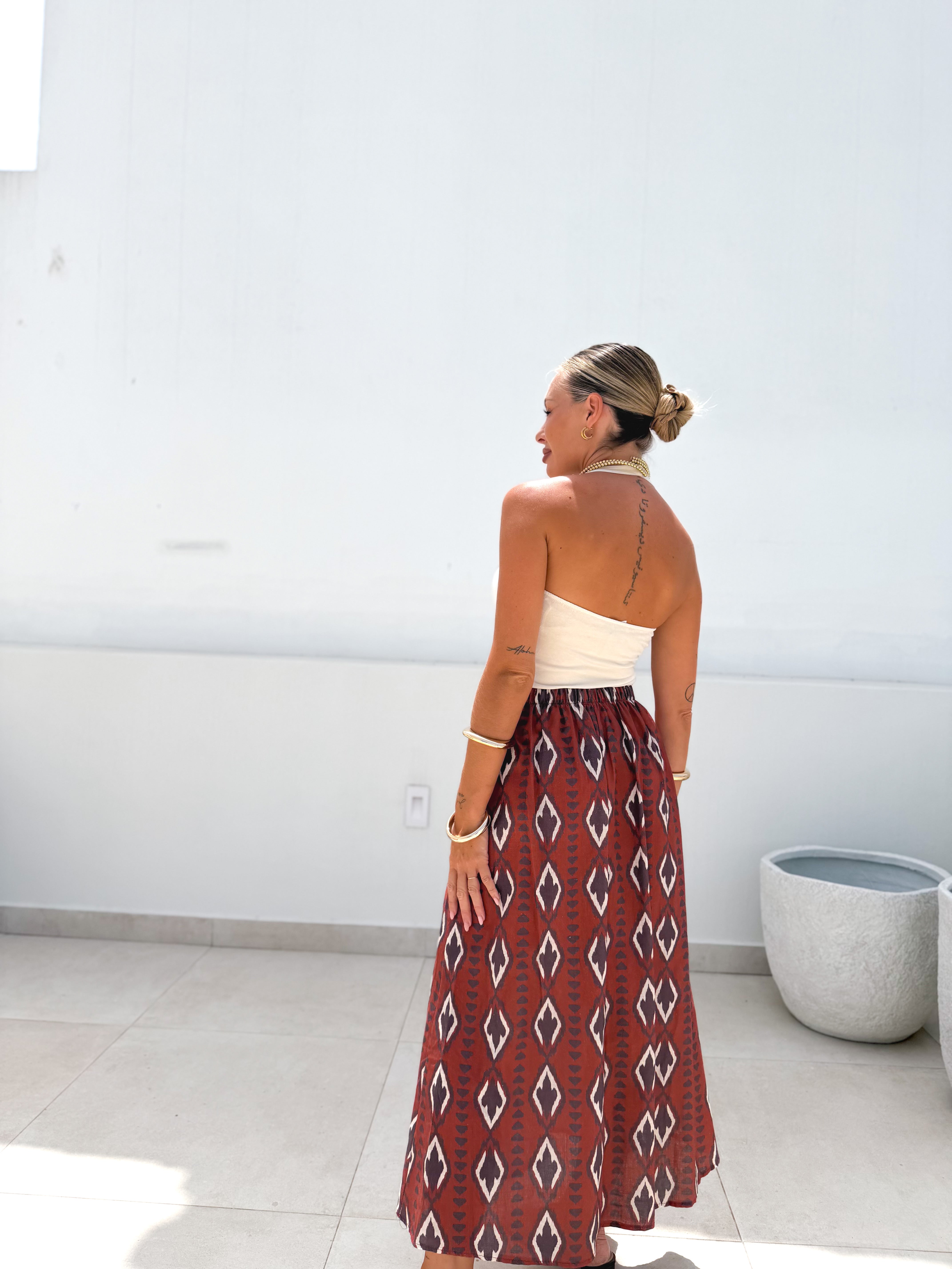 Top tachas beige